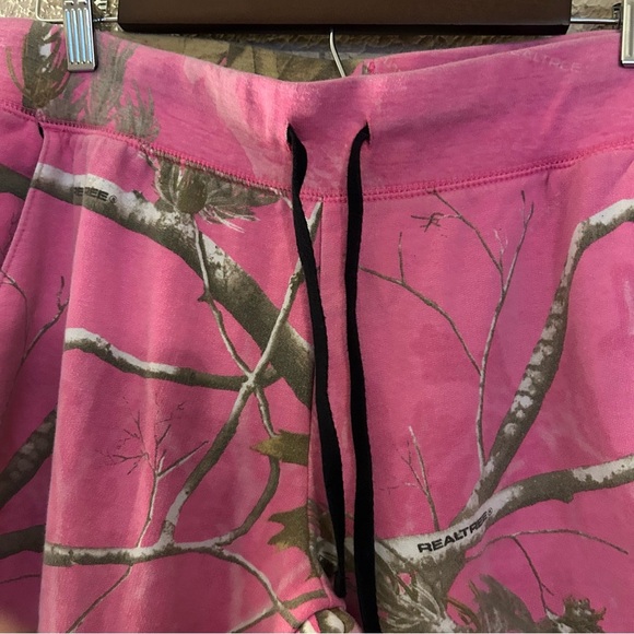 Realtree Hot Pink Camouflage Sweatpants Size Large - Picture 3 of 9